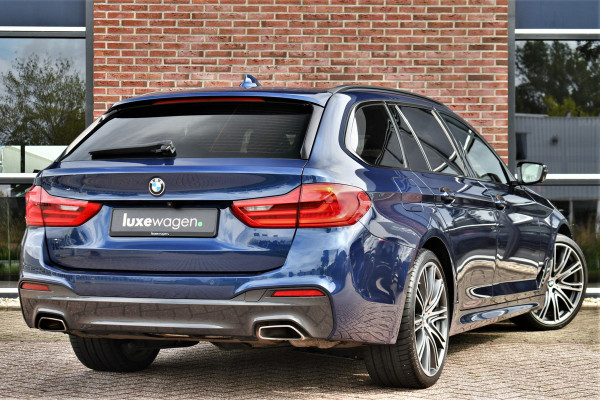 BMW 5 Serie Touring 530i xDrive 252pk M-Sport Pano Nightv ACC HUD 20inch 360-cam