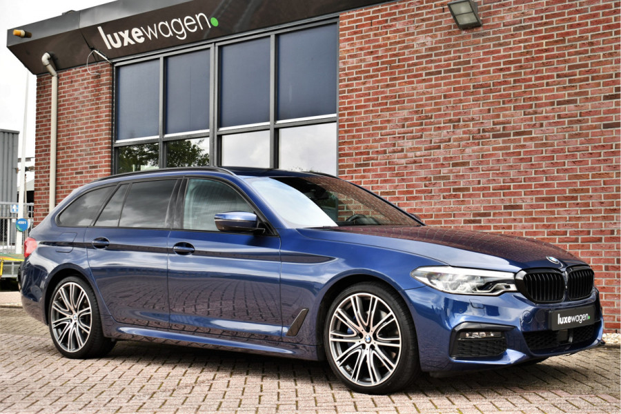 BMW 5 Serie Touring 530i xDrive 252pk M-Sport Pano Nightv ACC HUD 20inch 360-cam