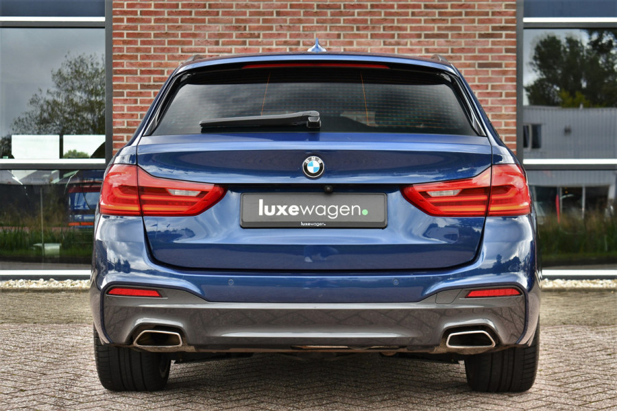 BMW 5 Serie Touring 530i xDrive 252pk M-Sport Pano Nightv ACC HUD 20inch 360-cam
