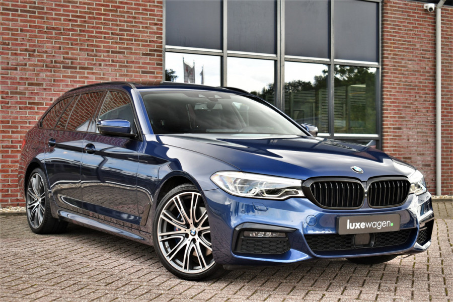 BMW 5 Serie Touring 530i xDrive 252pk M-Sport Pano Nightv ACC HUD 20inch 360-cam