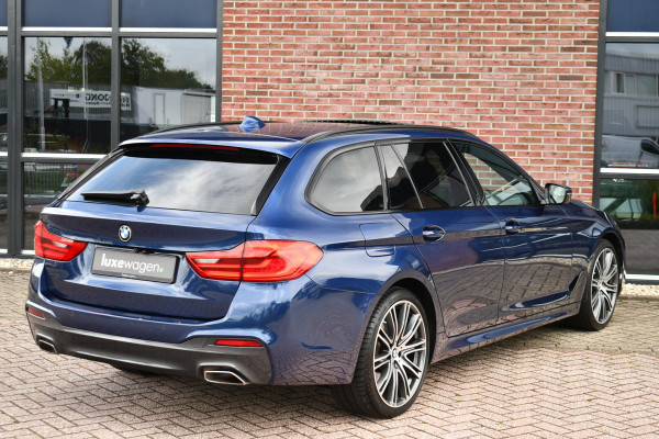 BMW 5 Serie Touring 530i xDrive 252pk M-Sport Pano Nightv ACC HUD 20inch 360-cam