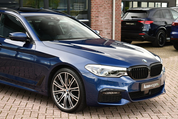 BMW 5 Serie Touring 530i xDrive 252pk M-Sport Pano Nightv ACC HUD 20inch 360-cam