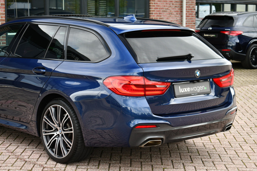 BMW 5 Serie Touring 530i xDrive 252pk M-Sport Pano Nightv ACC HUD 20inch 360-cam