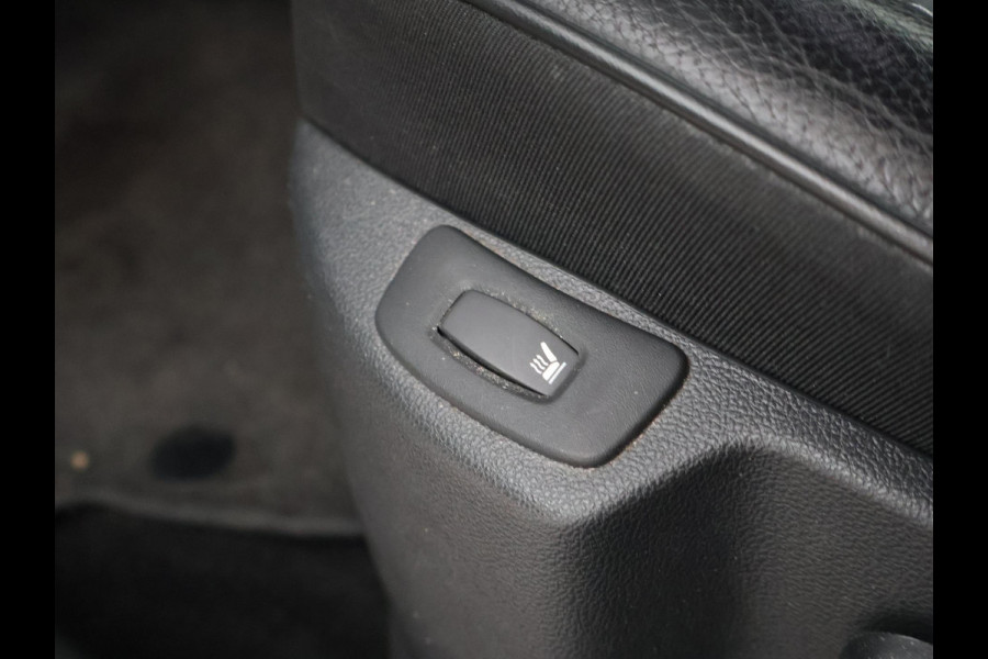 Renault Captur 0.9 TCe EDITION ONE + LEDER | TREKHAAK | CAMERA | STOELVERWARMING | LED | NAVIGATIE