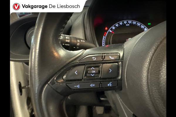 Toyota Aygo X 1.0 VVT-i MT first / apple /stoelverw /cruisec /camera/pdc/clima/boeken