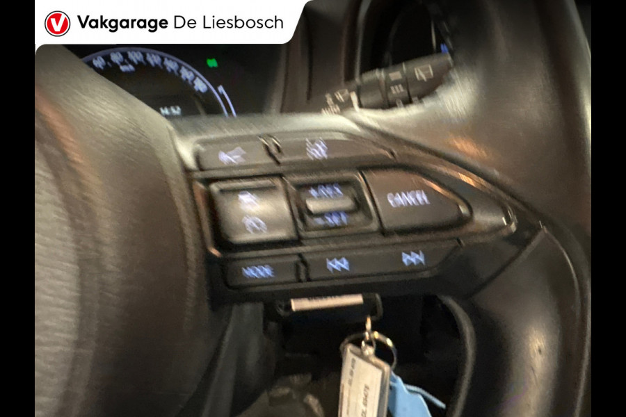 Toyota Aygo X 1.0 VVT-i MT first / apple /stoelverw /cruisec /camera/pdc/clima/boeken