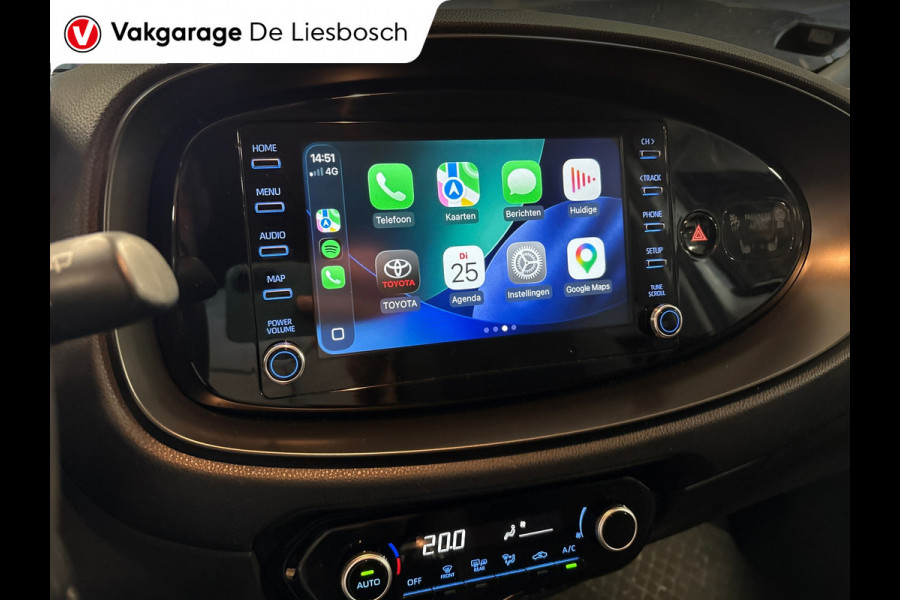 Toyota Aygo X 1.0 VVT-i MT first / apple /stoelverw /cruisec /camera/pdc/clima/boeken