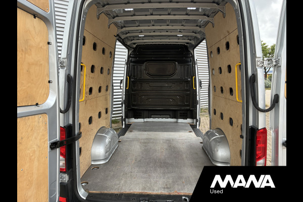Volkswagen Crafter 35 2.0 TDI L3H3 177pk Automaat Camera Airco Cruise Dubbele schuifdeur