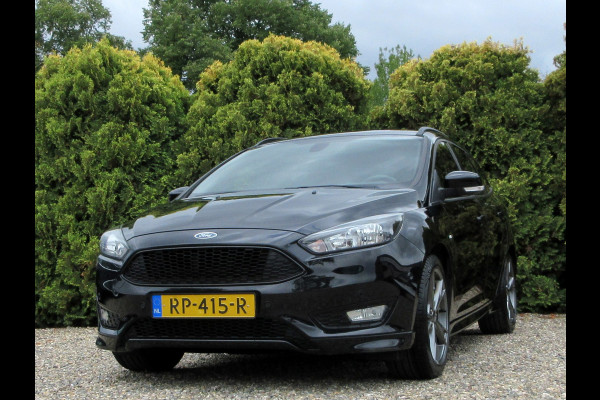 Ford FOCUS Wagon 1.5 ST-Line * Navi * Cruise * Carplay *
