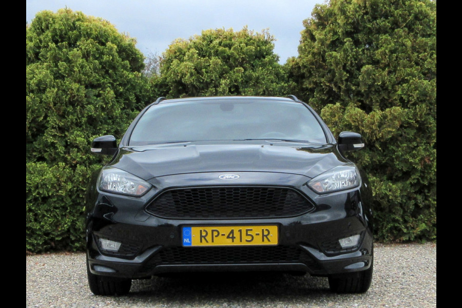 Ford FOCUS Wagon 1.5 ST-Line * Navi * Cruise * Carplay *