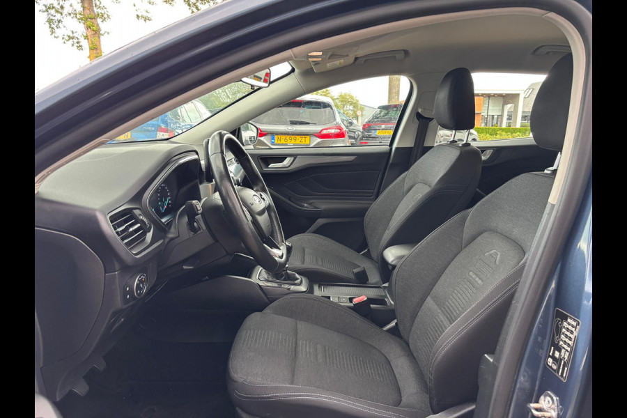 Ford FOCUS Wagon 1.0 EcoBoost Active Business | Stoel & Stuurverwarming | Apple Carplay | Parkeersensoren | Lane Assist