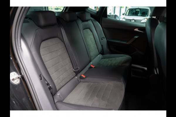 Seat Arona 1.0 TSI FR Leer Navi Virtual Climate PDC LMvelgen ACC Stoelverwarming Carplay BTW auto