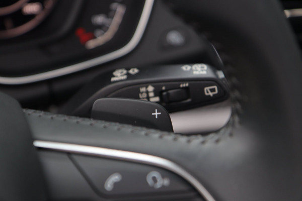 Audi Q5 50 TFSI e Quattro S-Line / PANO / ACC / CAMERA / KEYLESS / STOELVERW