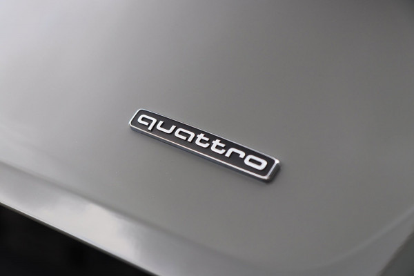 Audi Q5 50 TFSI e Quattro S-Line / PANO / ACC / CAMERA / KEYLESS / STOELVERW