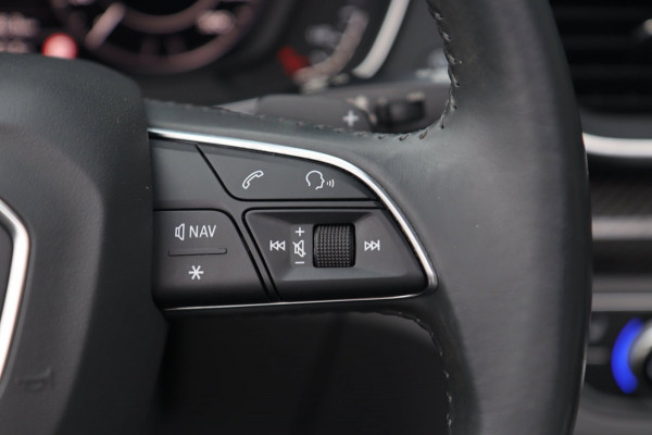 Audi Q5 50 TFSI e Quattro S-Line / PANO / ACC / CAMERA / KEYLESS / STOELVERW