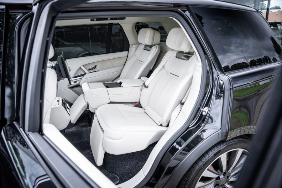 Land Rover Range Rover 4.4 P615 LWB SV ** Tailgate Event Suite ** Business Class Comfo ** Gloss White Ceramic