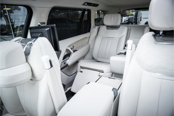 Land Rover Range Rover 4.4 P615 LWB SV ** Tailgate Event Suite ** Business Class Comfo ** Gloss White Ceramic