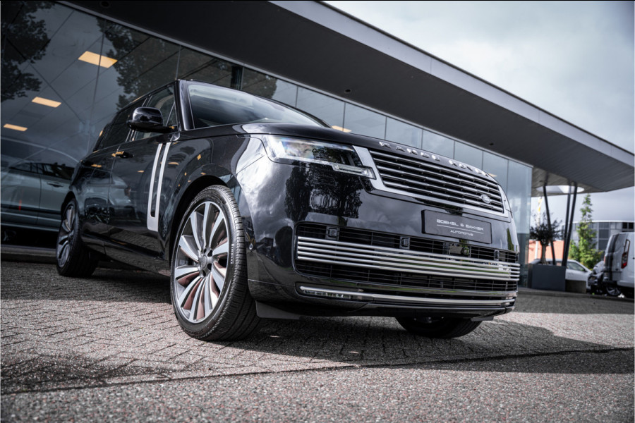 Land Rover Range Rover 4.4 P615 LWB SV ** Tailgate Event Suite ** Business Class Comfo ** Gloss White Ceramic