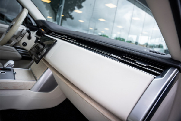 Land Rover Range Rover 4.4 P615 LWB SV ** Tailgate Event Suite ** Business Class Comfo ** Gloss White Ceramic