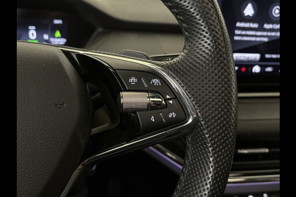 Škoda ENYAQ iV BWJ 2021 | 60 SPORTLINE | TREKHAAK | PANO DAK | LEER | STOEL&STUUR VERW | CAMERA A | CARPLAY |