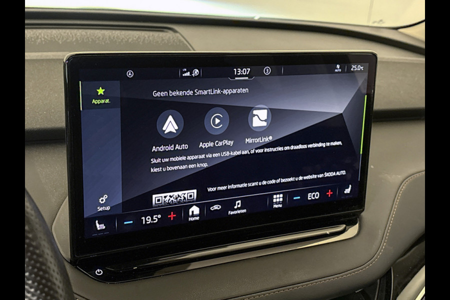 Škoda ENYAQ iV BWJ 2021 | 60 SPORTLINE | TREKHAAK | PANO DAK | LEER | STOEL&STUUR VERW | CAMERA A | CARPLAY |