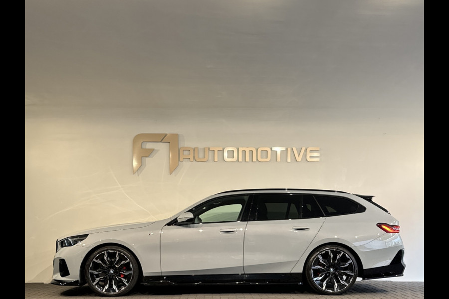 BMW 5 Serie Touring 520i M Pano|H/K|BlindSpot|Maxton|Trekhaak|Sfeer|Camera