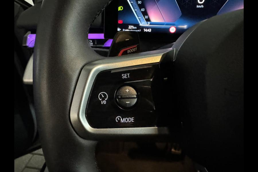 BMW 5 Serie Touring 520i M Pano|H/K|BlindSpot|Maxton|Trekhaak|Sfeer|Camera