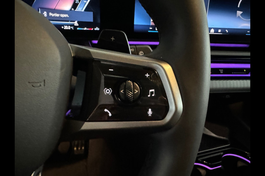 BMW 5 Serie Touring 520i M Pano|H/K|BlindSpot|Maxton|Trekhaak|Sfeer|Camera