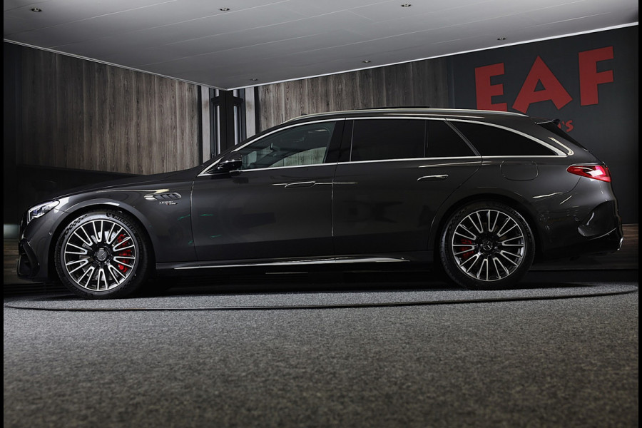 Mercedes-Benz E-Klasse Estate AMG 53 4MATIC+ Night Edition / Hyperscreen / Head Up / Burmester4D / 360 Camera / 4W Sturing / Pano