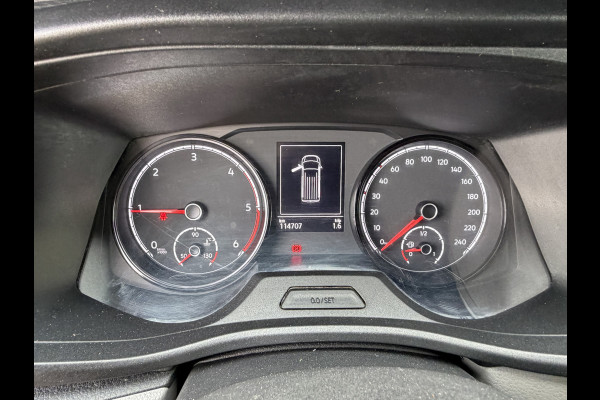 Volkswagen Transporter 2.0 TDI 110PK Euro 6 L2H1 28 Highline Cruise Control/trekhaak/carplay