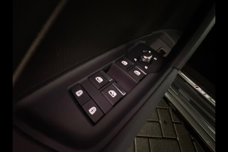 Audi A3 Sportback 2.5 TFSI RS 3 quattro Pano|HuD|B&O|Sfeer|ACC|Lane|Camera