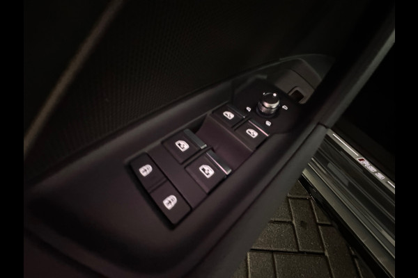 Audi A3 Sportback 2.5 TFSI RS 3 quattro Pano|HuD|B&O|Sfeer|ACC|Lane|Camera