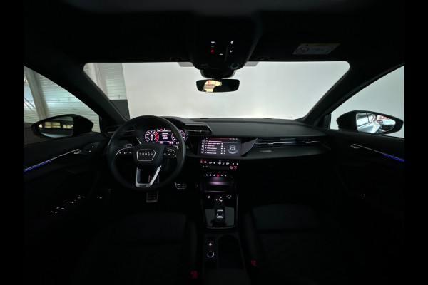 Audi A3 Sportback 2.5 TFSI RS 3 quattro Pano|HuD|B&O|Sfeer|ACC|Lane|Camera