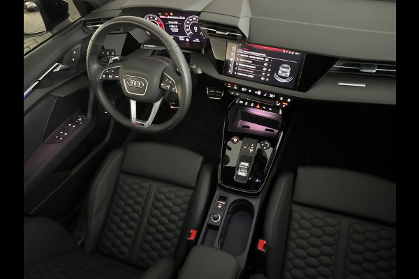 Audi A3 Sportback 2.5 TFSI RS 3 quattro Pano|HuD|B&O|Sfeer|ACC|Lane|Camera