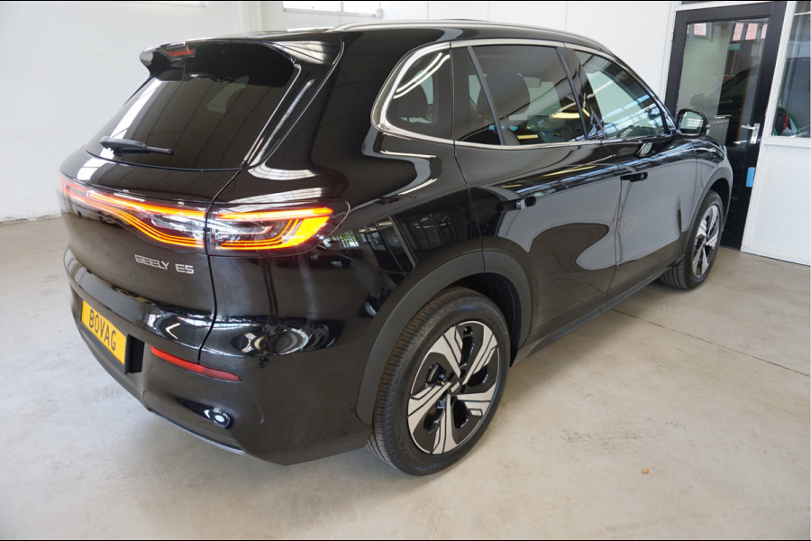GEELY E5 Max+ 68 kWh Max+ 68 kWh Stoel-massage -ventilatie Panoramisch schuifdak 360 Camera Warmtepomp