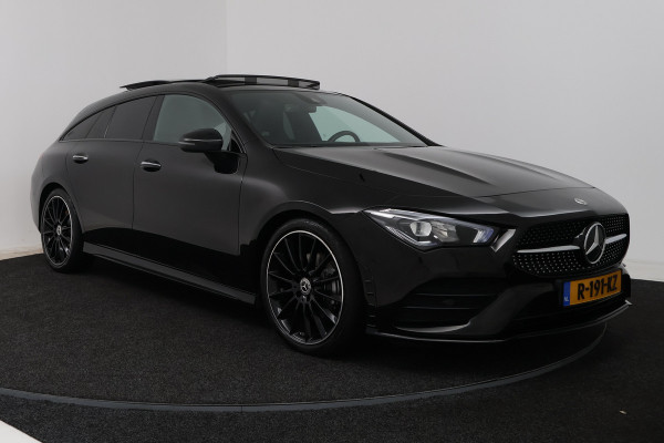 Mercedes-Benz CLA-Klasse Shooting Brake 180 AMG Line (PANORAMADAK, SFEERVERLICHTING, STOELVERWARMING, CAMERA)
