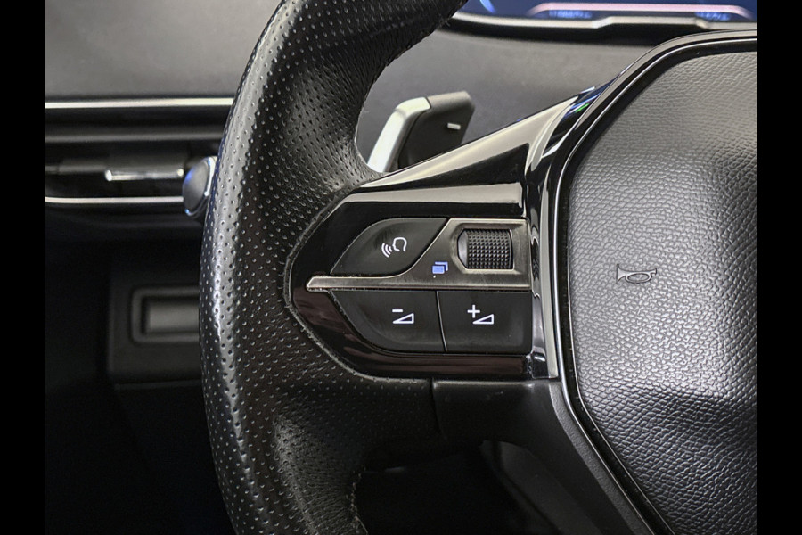 Peugeot 3008 BWJ 2018 | 1.6T 165PK GT Line AUTOMAAT | CLIMA | NAVI | LEDER/STOF | STOELVERW | TWO TONE | CARPLAY | PDC 2X | 18'' LMV
