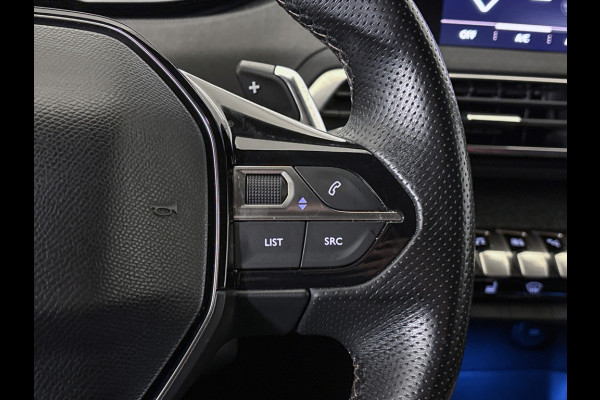 Peugeot 3008 BWJ 2018 | 1.6T 165PK GT Line AUTOMAAT | CLIMA | NAVI | LEDER/STOF | STOELVERW | TWO TONE | CARPLAY | PDC 2X | 18'' LMV