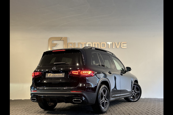 Mercedes-Benz Glb 200 AMG Pano|Carbon|Dodehoek|Stoelverwarming|Sfeer|Camera