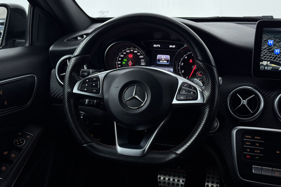 Mercedes-Benz A-Klasse 160 Ambition (NAVIGATIE, CRUISE CONTROL, PARKEERSENSOREN)