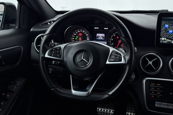 Mercedes-Benz A-Klasse 160 Ambition (NAVIGATIE, CRUISE CONTROL, PARKEERSENSOREN)