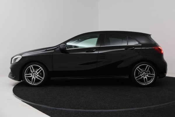 Mercedes-Benz A-Klasse 160 Ambition (NAVIGATIE, CRUISE CONTROL, PARKEERSENSOREN)