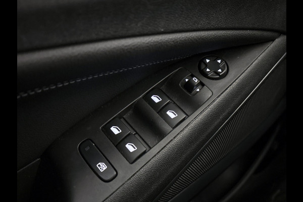 Opel Crossland BWJ 2022 | 1.2T 111PK Bus Elegance | TREKHAAK | STOEL&STUUR VERW | CLIMA | NAVI | PDC | CARPLAY | LED |