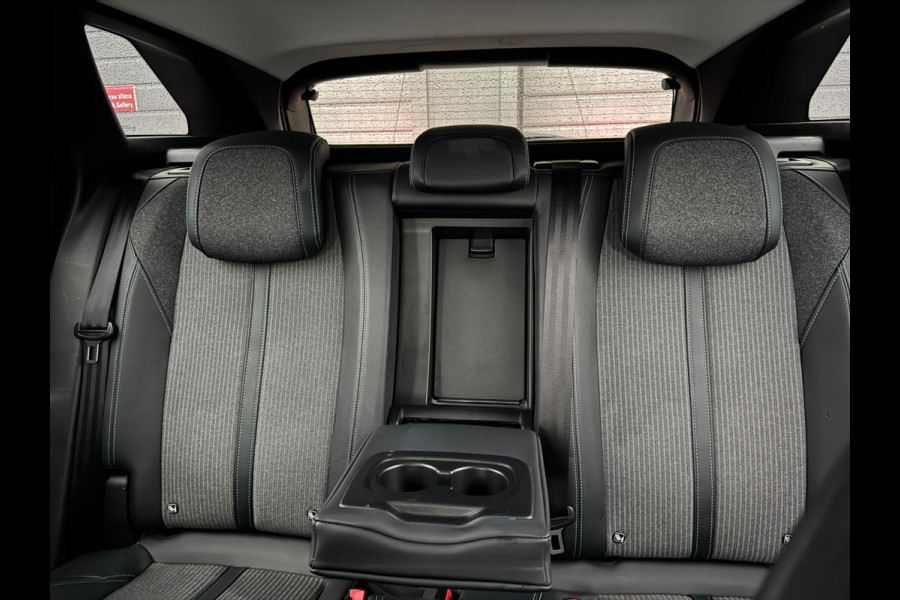 Peugeot 3008 1.6 HYbrid 225 360°Camera Nav