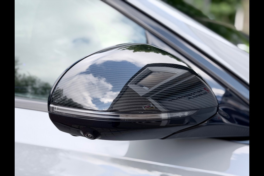 Mercedes-Benz E-Klasse AMG 53 4MATIC+ Carbon/P-Display/Schaal