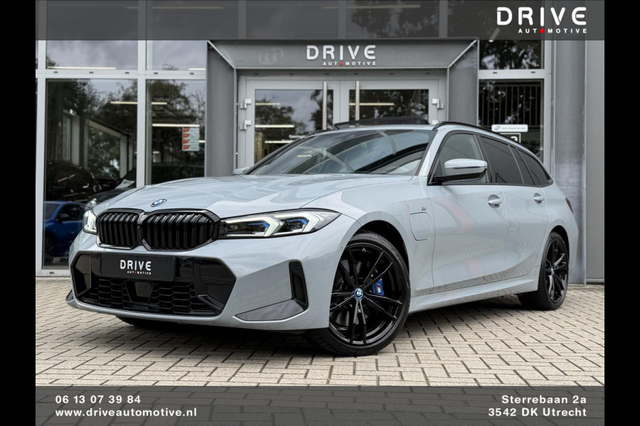 BMW 3 Serie Touring 330e xDrive M-Sport Pro |Pano|Driving Ass Prof|Innovation|360Cam|19"|
