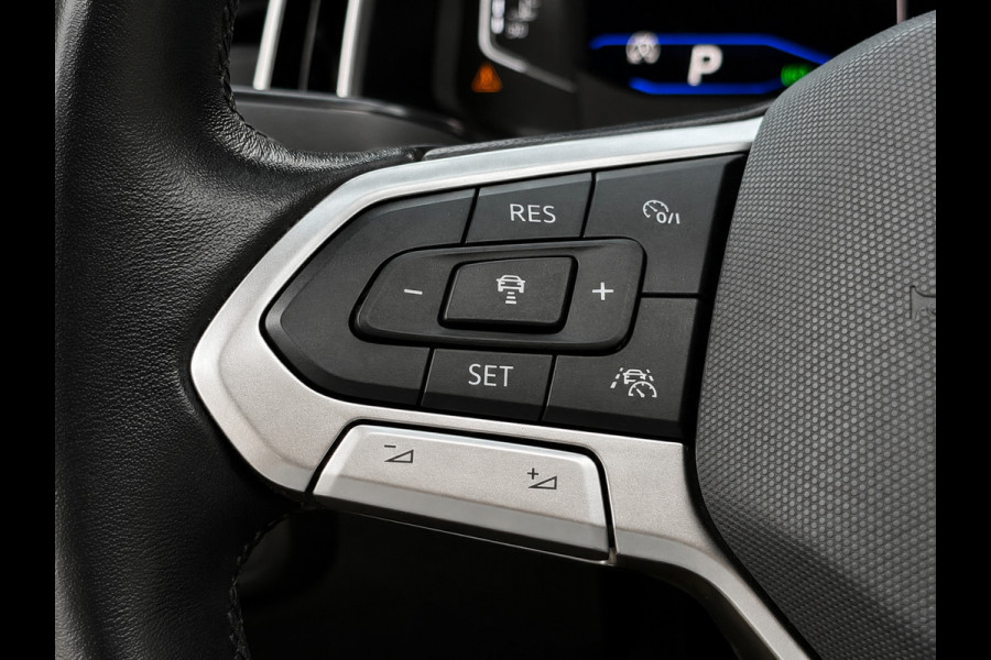 Volkswagen Taigo 1.0 TSI 3x R-Line|Pano|IQ|Camera|Virtual|