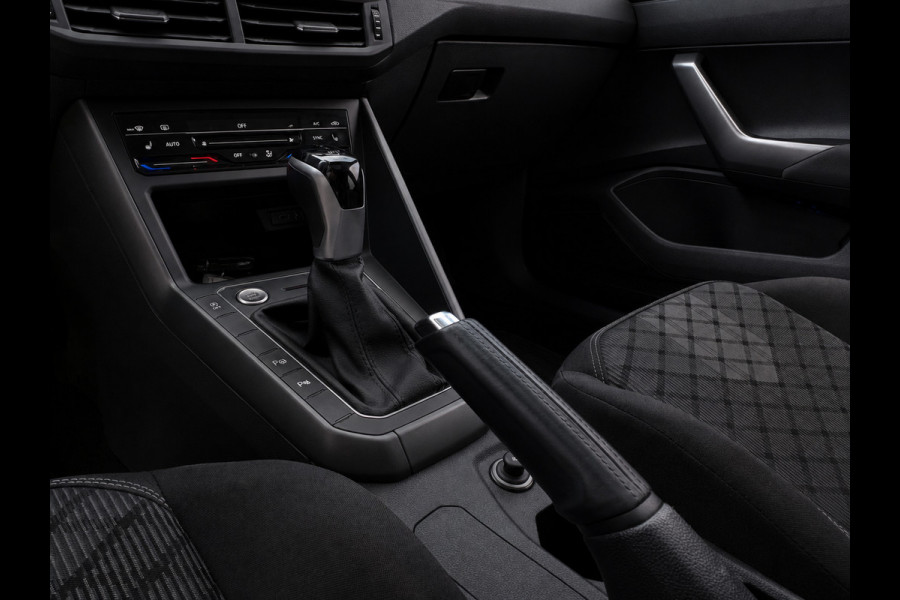Volkswagen Taigo 1.0 TSI 3x R-Line|Pano|IQ|Camera|Virtual|