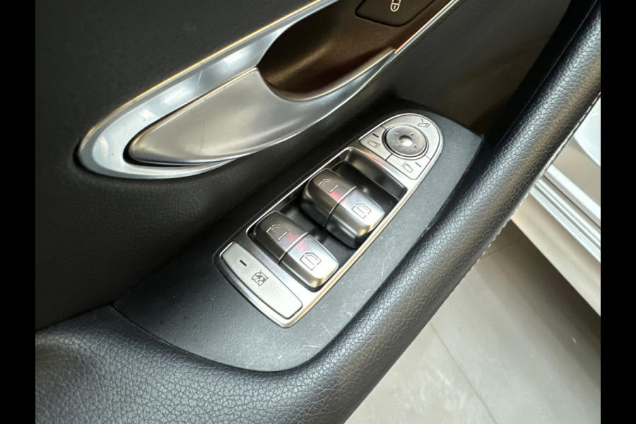 Mercedes-Benz E-Klasse Cabrio 220 d Premium+ AMG Memory|HuD