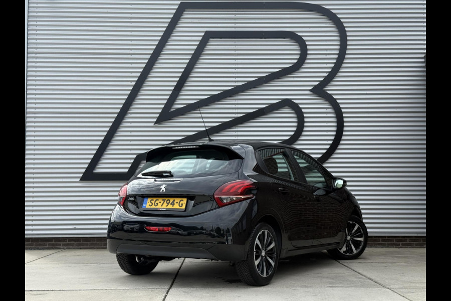 Peugeot 208 1.2 PureTech Blue Lion Navi|Airco|Cruise|Carplay|Elek ramen|Lm velgen|N.A.P|APK tot 03-2027